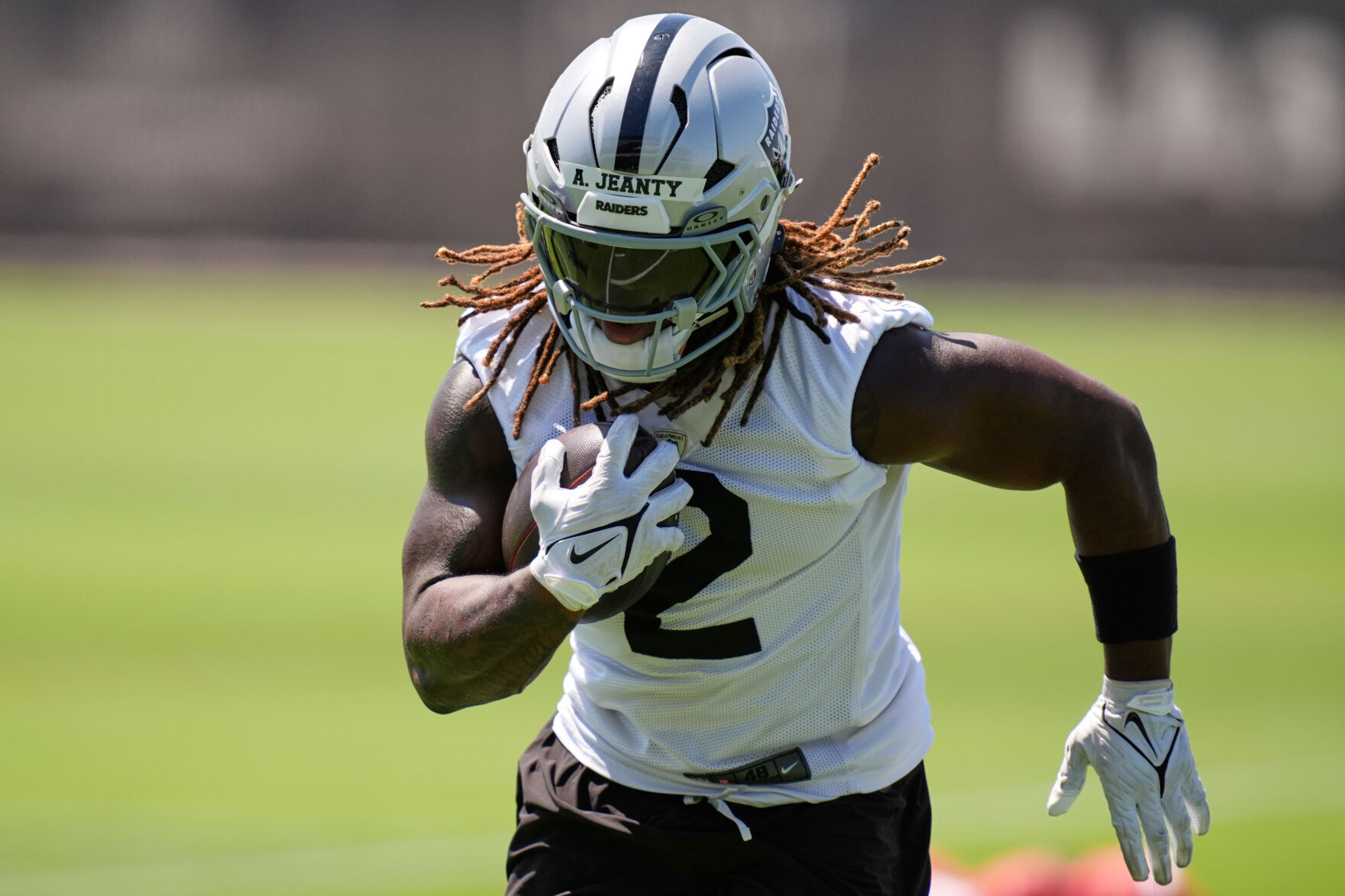 NFL Rookies To Watch Football